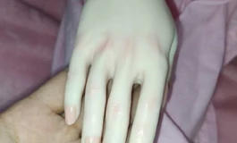 魅魔club铂金硅胶连体贫熊阿比手办