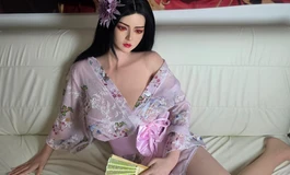洗澡打粉穿衣摆姿势拍照一气呵成