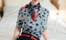 这次航班由我服务，请多指教