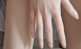 165全硅胶身体  胸臀加软qq1584186467