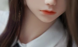 出三个硅胶头雕