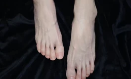 腿模天花板