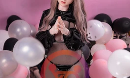 生活不止有苦，还有诱趣的兔女郎  星娅