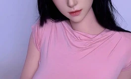 那晚她微红
