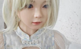 已出~600元出catdoll115小小tpe单身体贫胸，软硅胶头已出，tpe身体可坐立松骨架