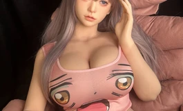 巨乳明晃晃，序界7K全硅胶+2.0雪莉头雕妆容可定制，超减重单身体35kg！