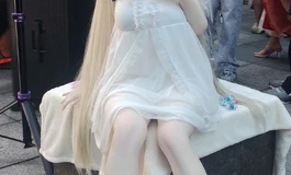 带去萤火虫玩了