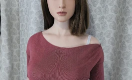 白裙红T女子婉儿，阿娜多姿