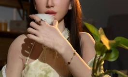 感谢客返，夜晚睡不着的时候，可以让她一起感受夜生活