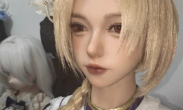 凛纱奈也妆头和一个多多头