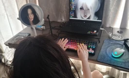 镜华娃娃开箱