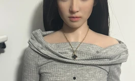 入手小巧精致的手办