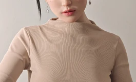 嫩模的身材，天使面孔