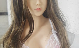 已出~450元出女孩用的娃娃，刚买就出