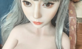 出春水堂娃娃，买回来还不到一个星期