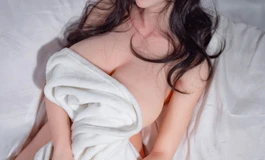 一觉醒来看到睡美人在旁边简直太幸福了