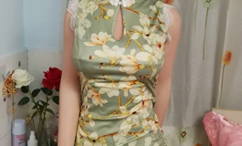 自己的老婆自己打扮