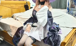把雨和猫硅胶娃娃变成帽子尖尖女士