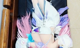 爱莉你怎么穿着蕾米的衣服？