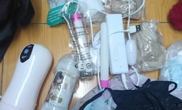 50块钱半卖半送半身和衣服