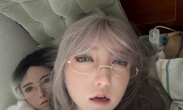 纨吞裴涩琪头雕