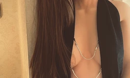 自己的老婆自己打扮