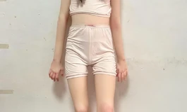 这个娃娃是谁家的，有好兄弟知道吗
