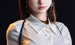 班上那位发育过好的女同学