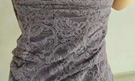 紫色妹妹很有韵味
