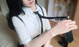 性感黑丝女秘书梦涵