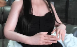 看着很美，想入手 仑拓科技 这个腿🦵🏻可以动的，谁买过不知道好用不。
