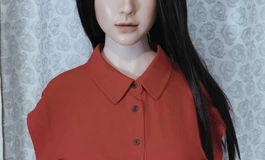 红裙女子，热情似火