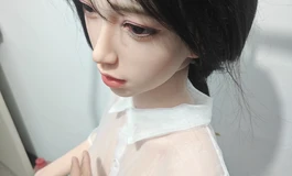 出个潮影