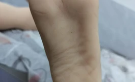 彼之良163单身体加软皮纹少女身材1800，感兴趣加v18506277278