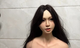 入手悦互动家的羽萱也有一段时间了，今天给她洗洗澡，给大家更新下