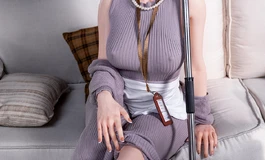 【萤火日记・晴子】拖把是她递的，衣服是她自己脱的