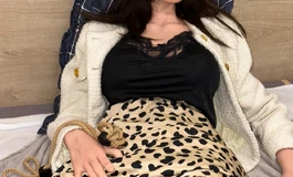 和黑丝女上司玩捆绑
