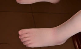 “诶~宝宝竟然有这种XP啊，不过妈妈也不讨厌就是了~”