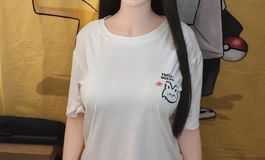 哈哈，我也搞不清是真人了还是娃娃了