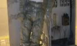 难绷。