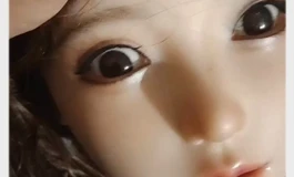 春水堂硅胶娃娃