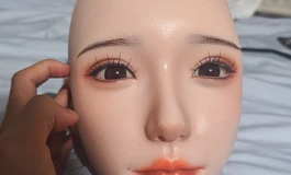 出个楚琳头700块包邮，有一点点瑕疵V：shuyi1100