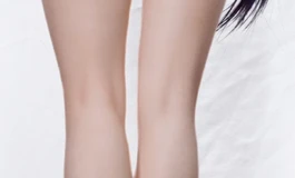 穿內衣的蒂法